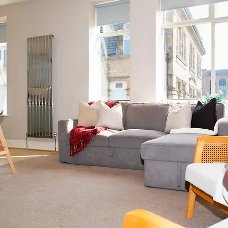 The Stylish Gem Of - Sleeps 6 *